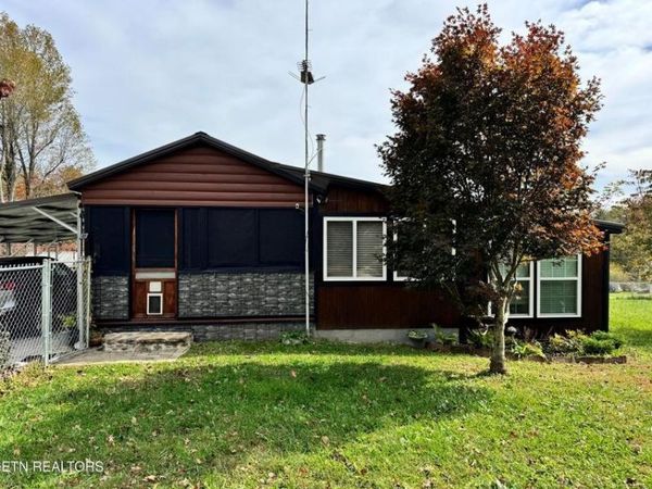 28 Cottage St, Crossville, TN