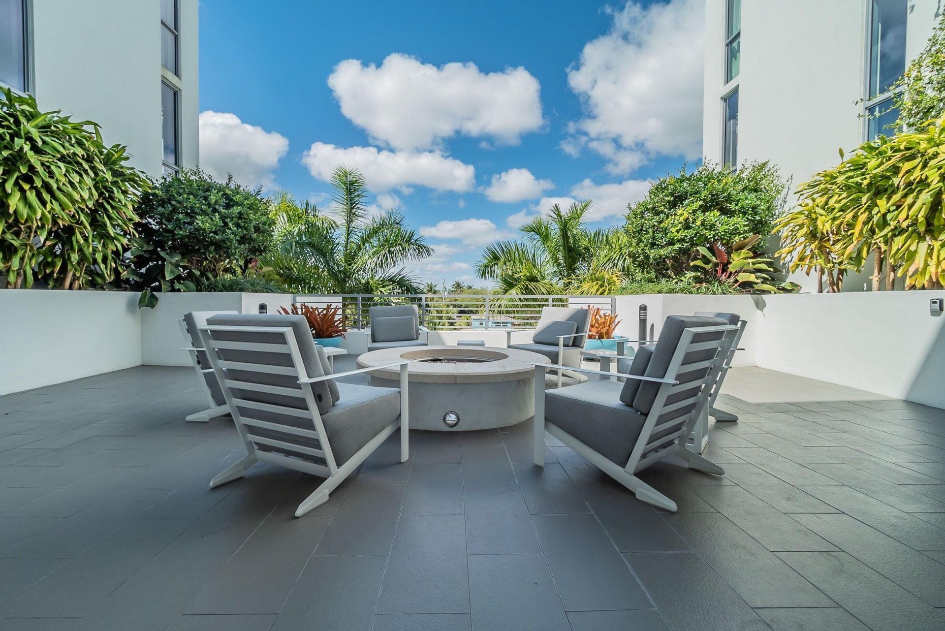 111 SE 1st Avenue, Unit 514, Delray Beach, FL 33444 Photo