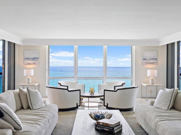 5380 N Ocean Drive, Unit 22i, Singer Island, FL 33404