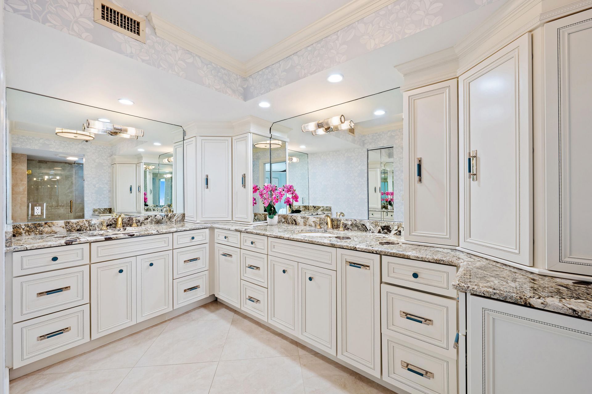 5380 N Ocean Drive, Unit 22i, Singer Island, FL 33404 Photo