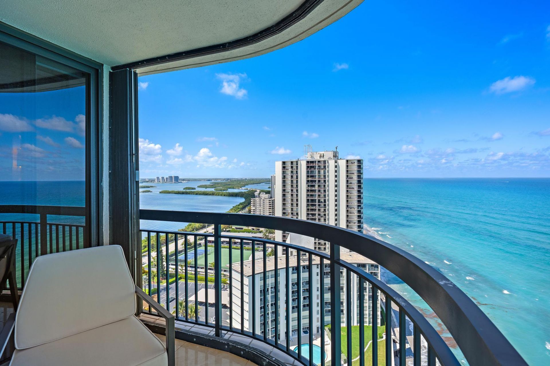 5380 N Ocean Drive, Unit 22i, Singer Island, FL 33404 Photo