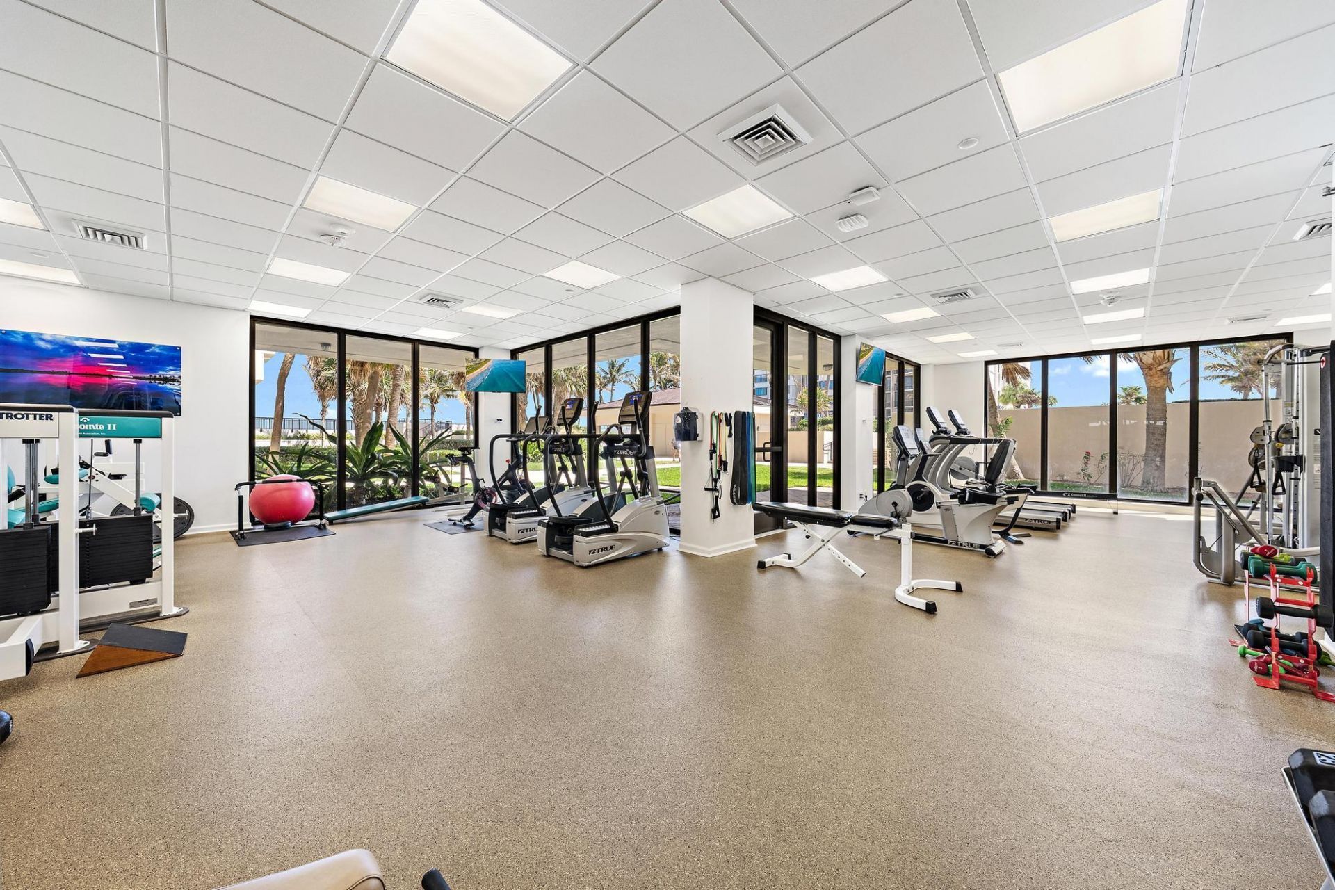 5380 N Ocean Drive, Unit 22i, Singer Island, FL 33404 Photo