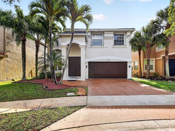 1572 Briar Oak Drive, Royal Palm Beach, FL 33411