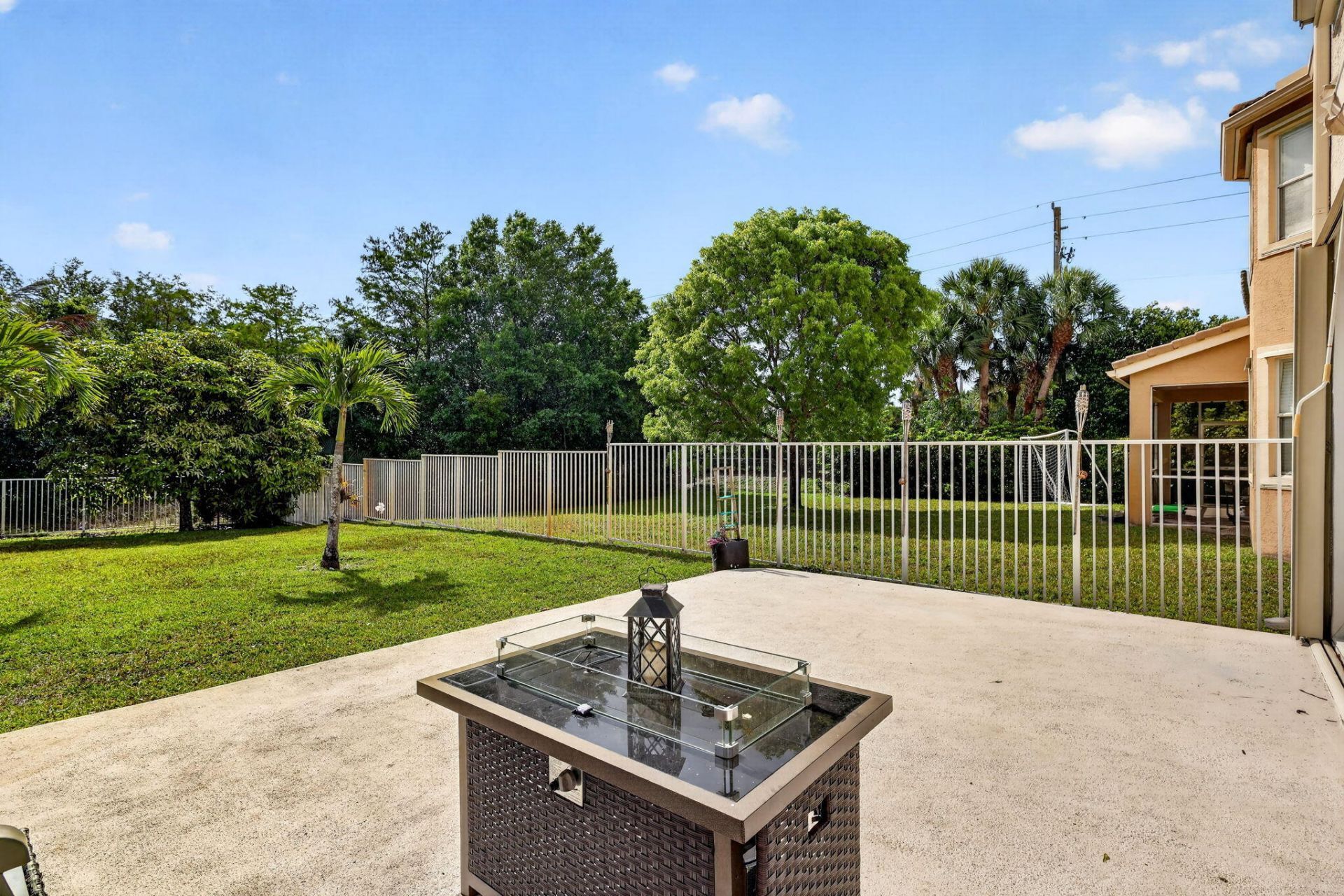 1572 Briar Oak Drive, Royal Palm Beach, FL 33411 Photo