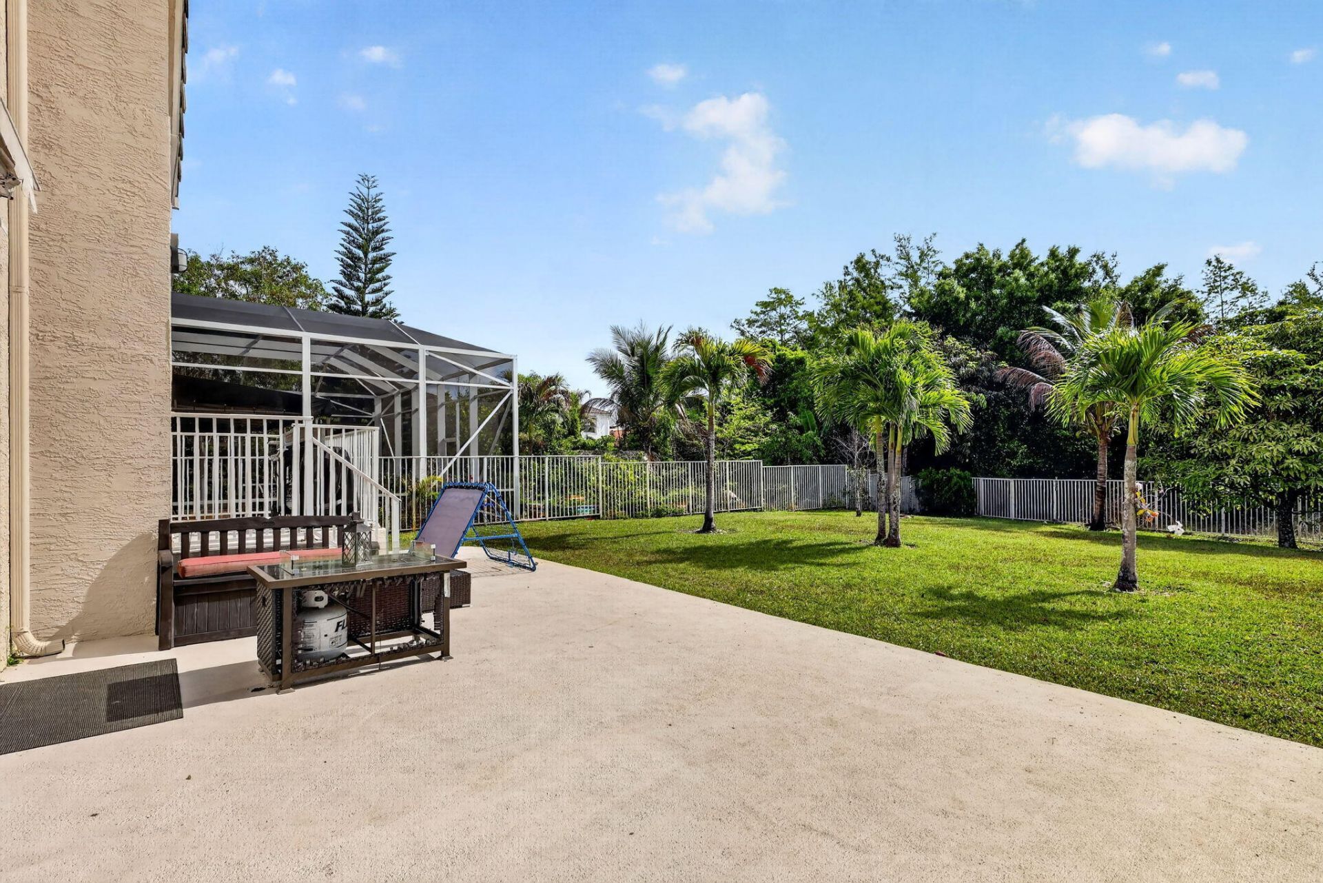 1572 Briar Oak Drive, Royal Palm Beach, FL 33411 Photo