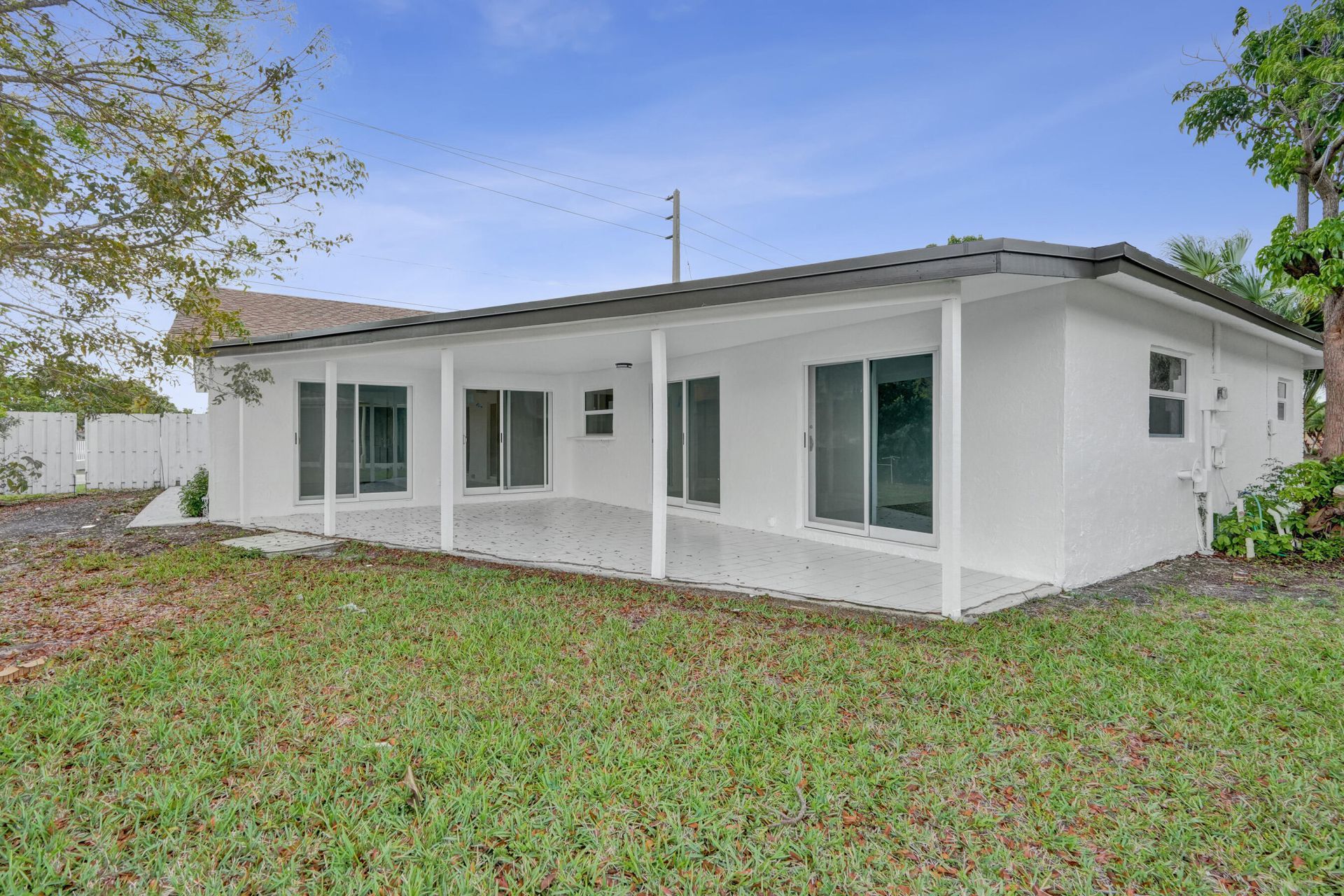 6606 NW 95th Avenue, Tamarac, FL 33321 Photo