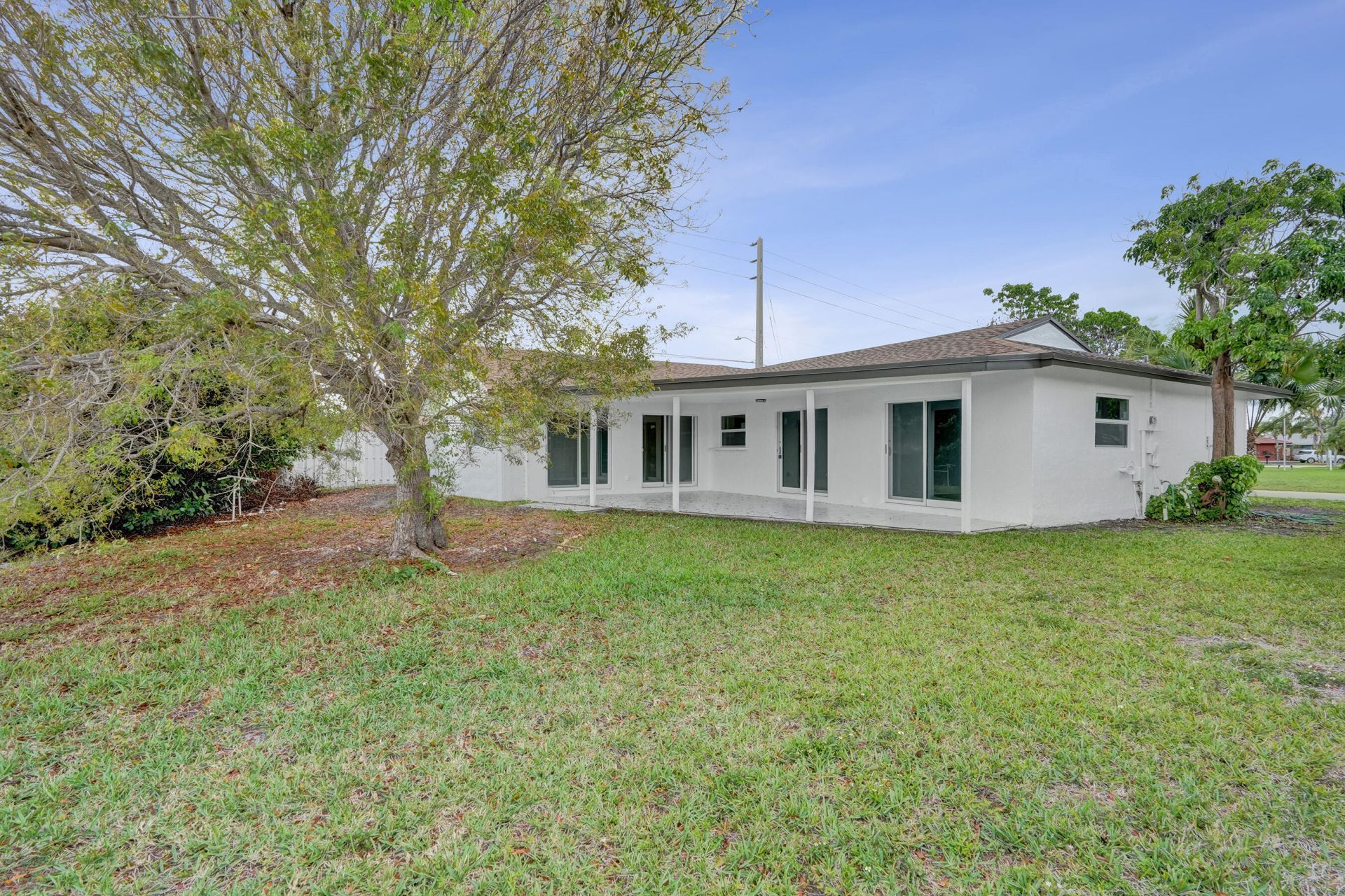 6606 NW 95th Avenue, Tamarac, FL 33321 Photo
