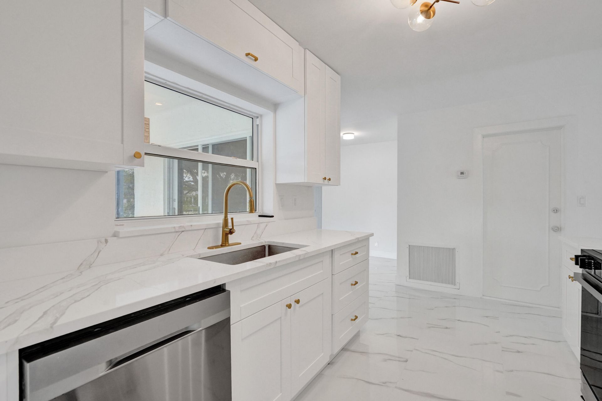 6606 NW 95th Avenue, Tamarac, FL 33321 Photo