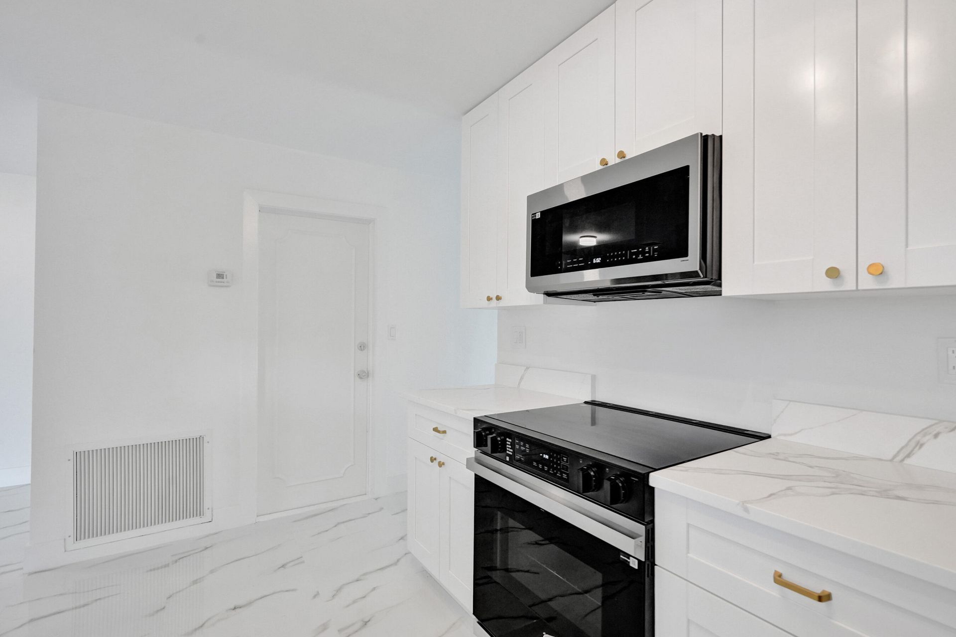 6606 NW 95th Avenue, Tamarac, FL 33321 Photo