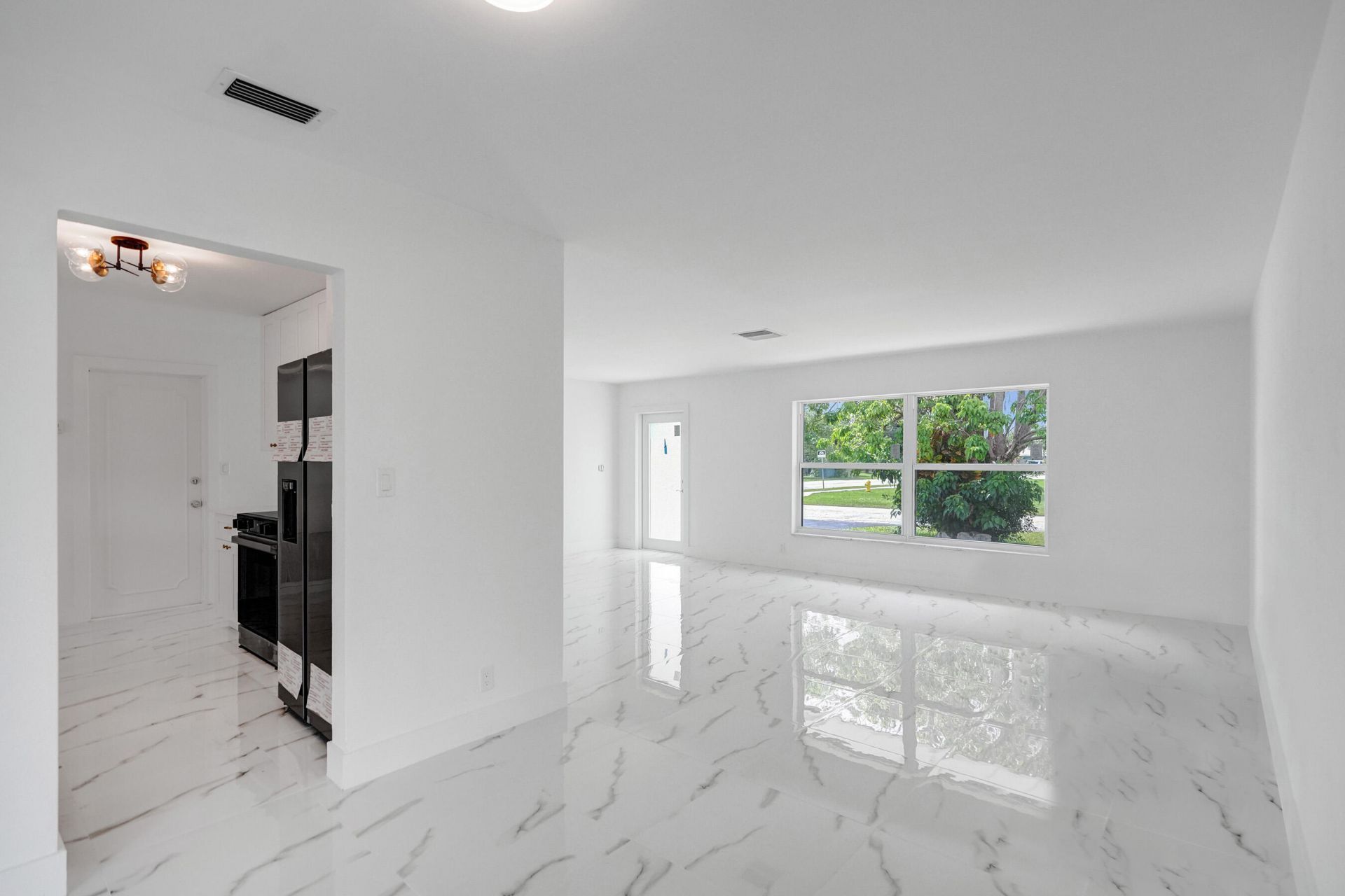 6606 NW 95th Avenue, Tamarac, FL 33321 Photo