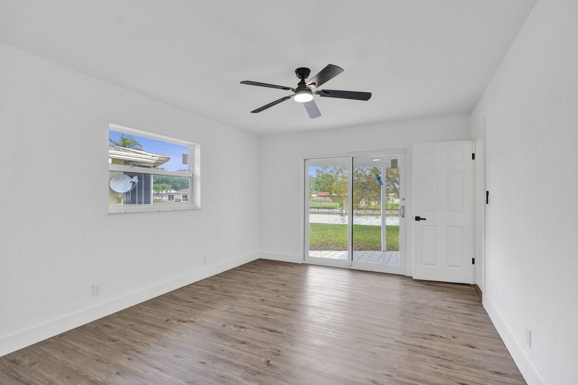 6606 NW 95th Avenue, Tamarac, FL 33321 Photo