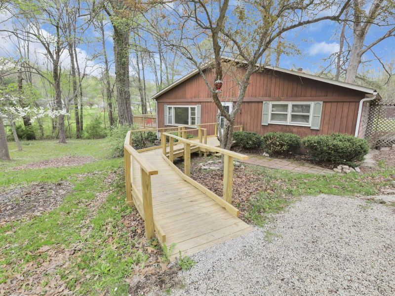 2171 Hamburg Road SW, Lancaster, OH 43130 Photo 3