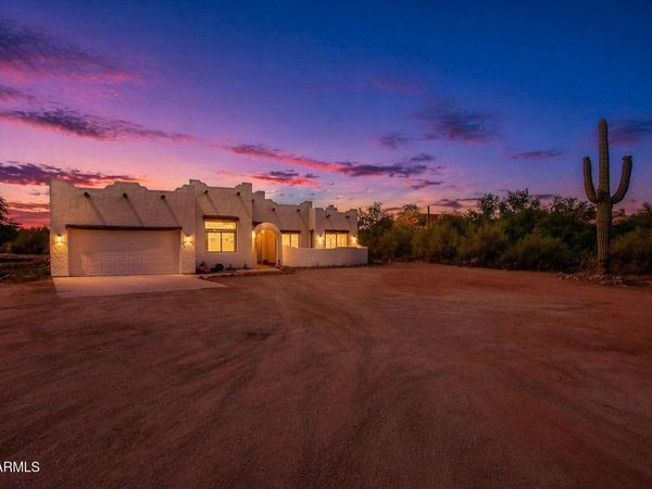 310 N MOUNTAIN VIEW Road, Apache Junction, AZ 85119