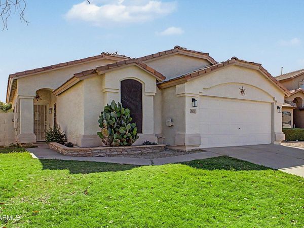 3025 S WOODRUFF, Mesa, AZ 85212