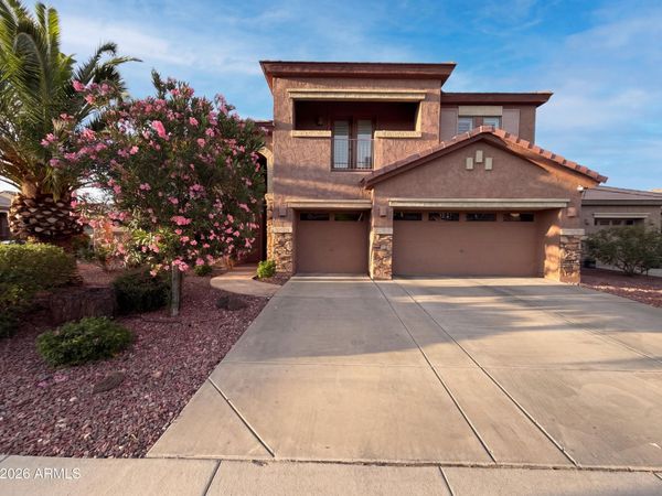 2113 W EAGLE FEATHER Road, Phoenix, AZ 85085