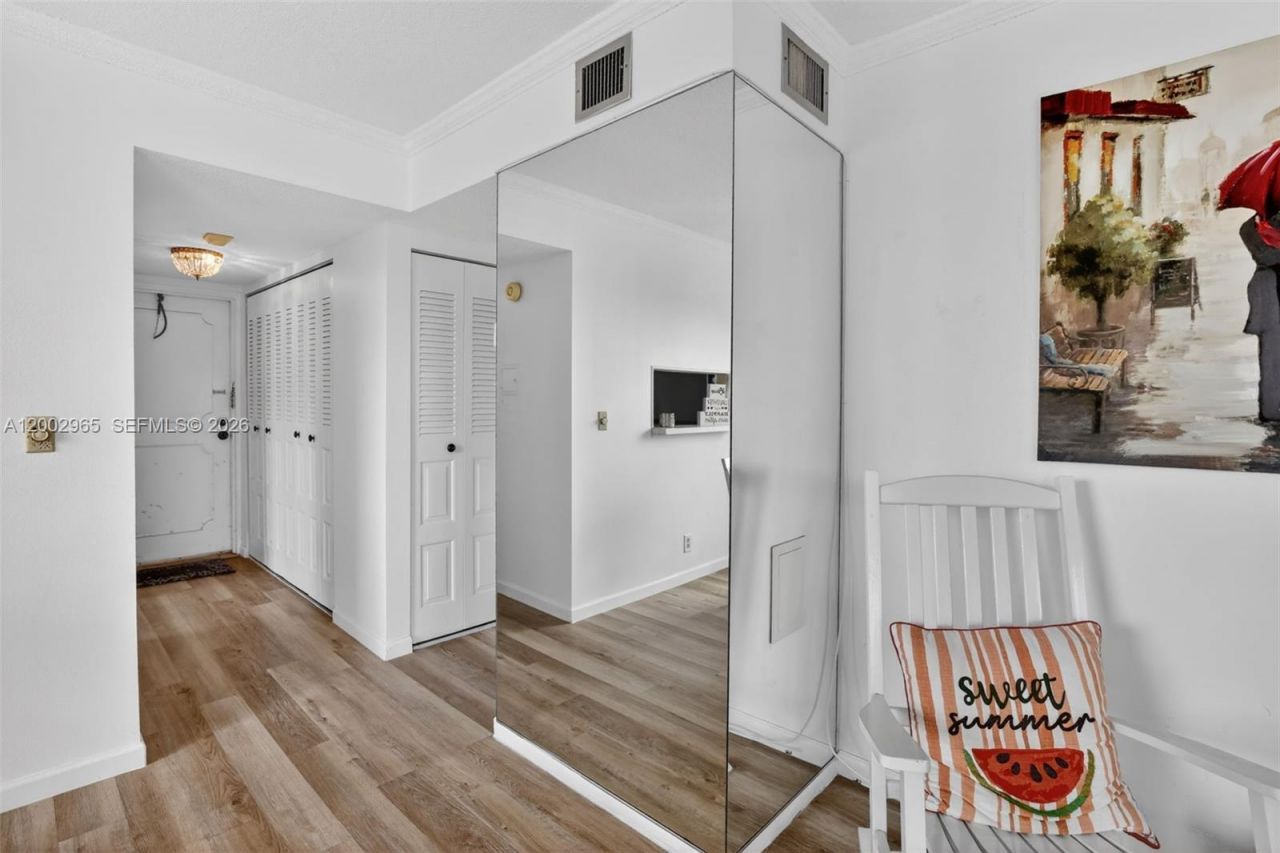 3048 E Sunrise Lakes Dr , Unit 221, Sunrise, FL 33322 Photo