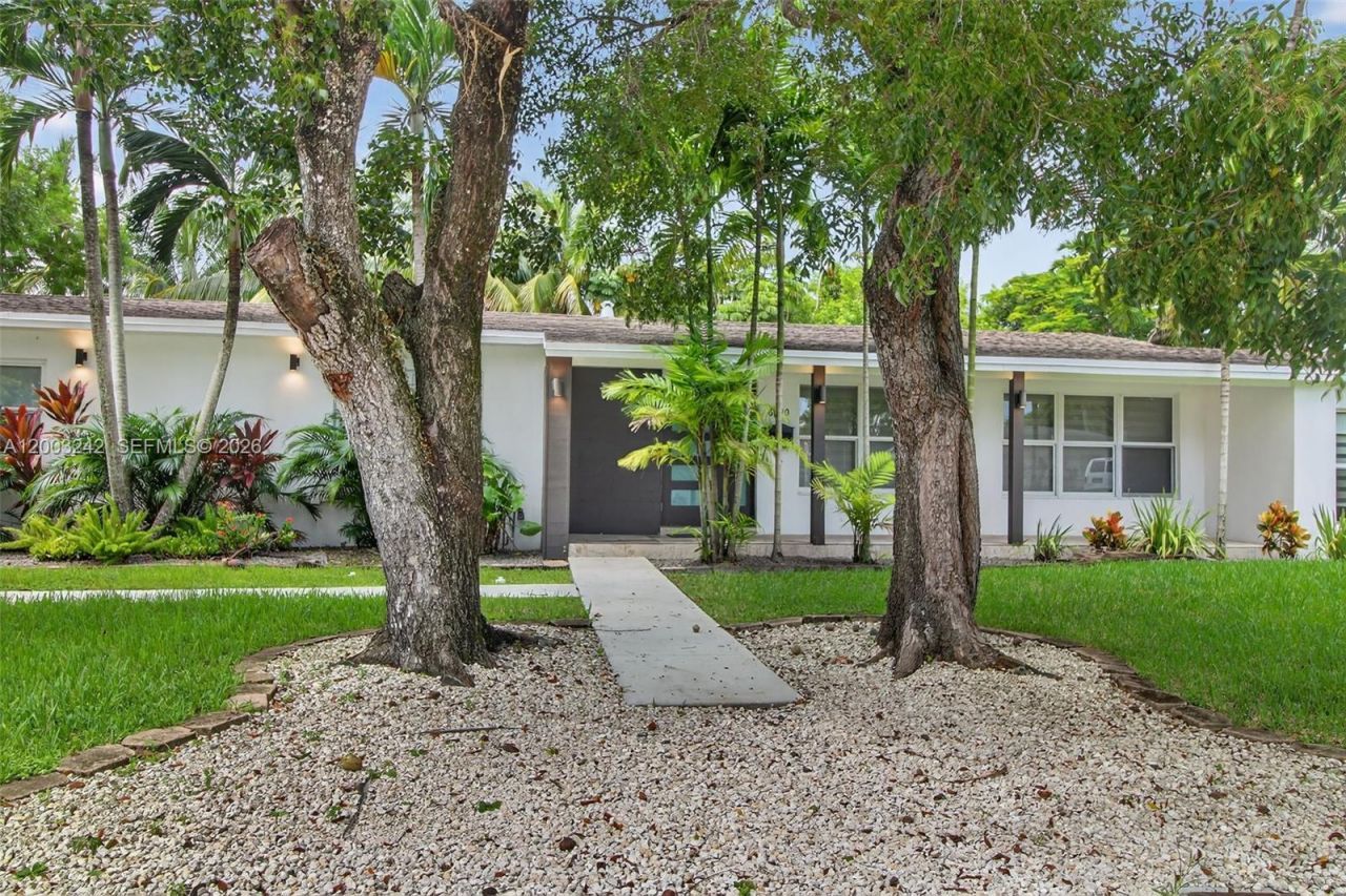 6090 SW 63rd Ave, South Miami, FL 33143 Photo