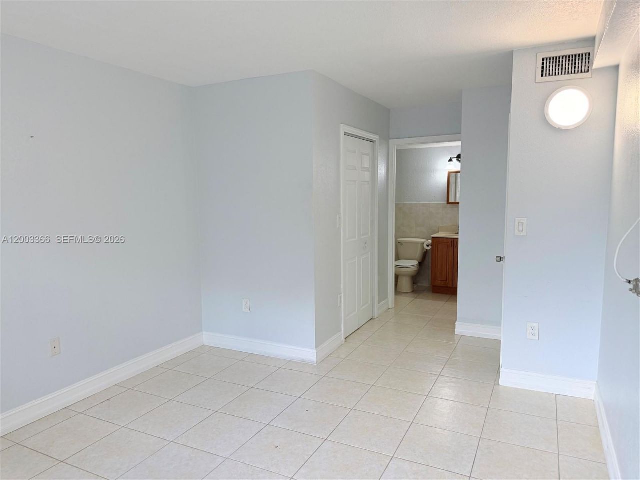 7200 NW 179th St , Unit 111, Hialeah, FL 33015 Photo
