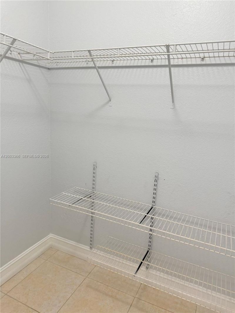 7200 NW 179th St , Unit 111, Hialeah, FL 33015 Photo