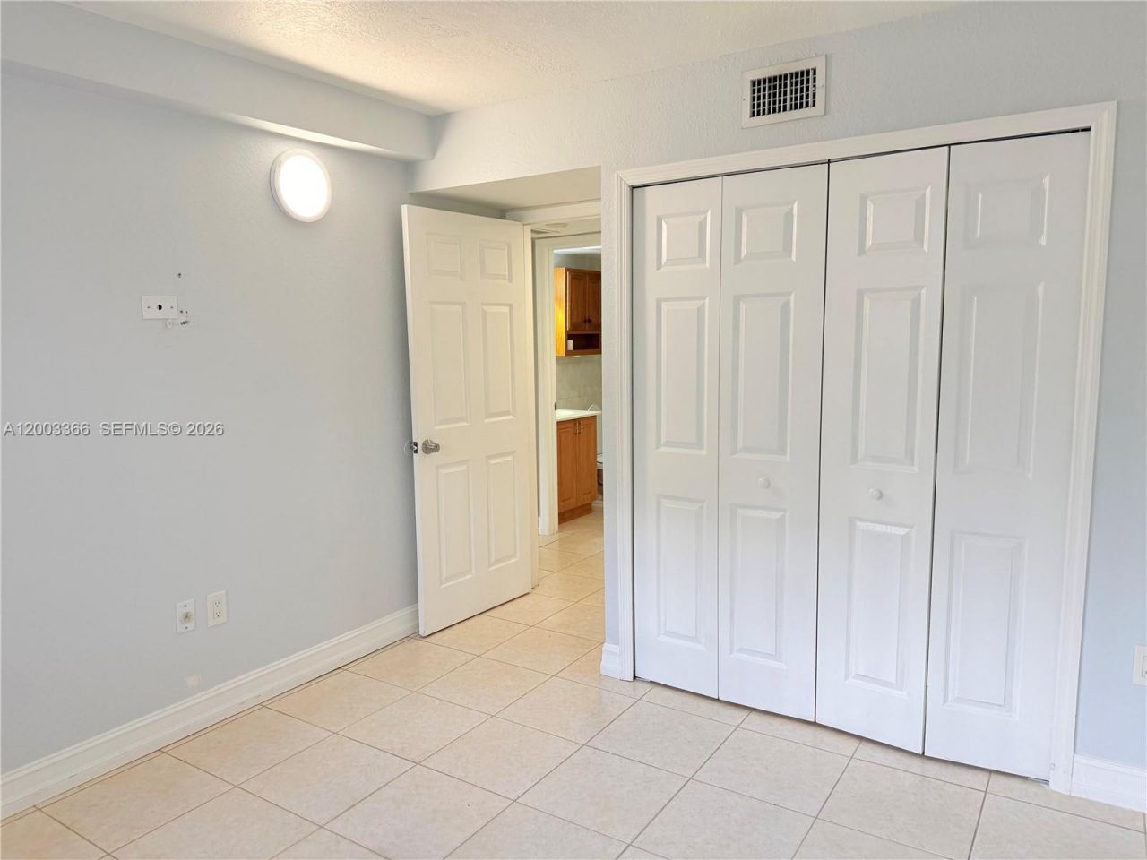 7200 NW 179th St , Unit 111, Hialeah, FL 33015 Photo