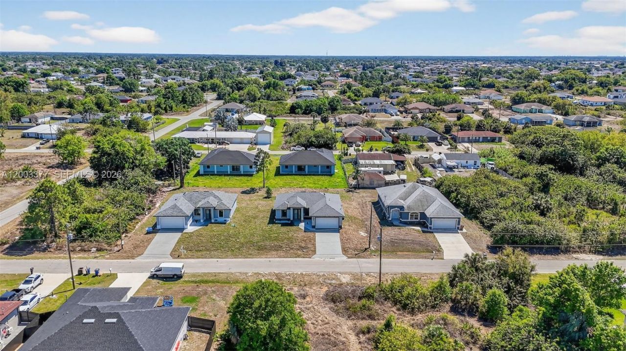 3903 SW 11, Lehigh Acres, FL 33976 Photo