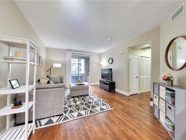 2108 Scholarship, Irvine, CA 92612