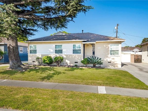 5637 Adenmoor, Lakewood, CA 90713