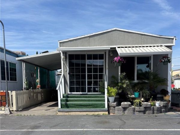 25681 Alessandro Boulevard, Unit 17, Moreno Valley, CA 92553