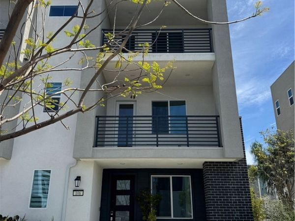 106 Restore, Irvine, CA 92618