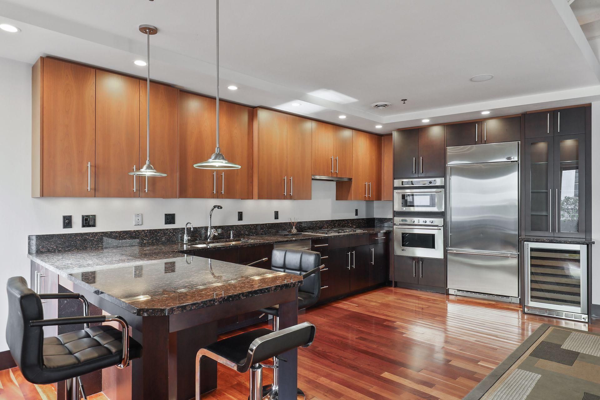 601 Marquette Avenue, Unit 402, Minneapolis, MN 55402 Main Photo