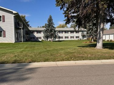 203 Ross Place N, Unit 104, Walker, MN 56484