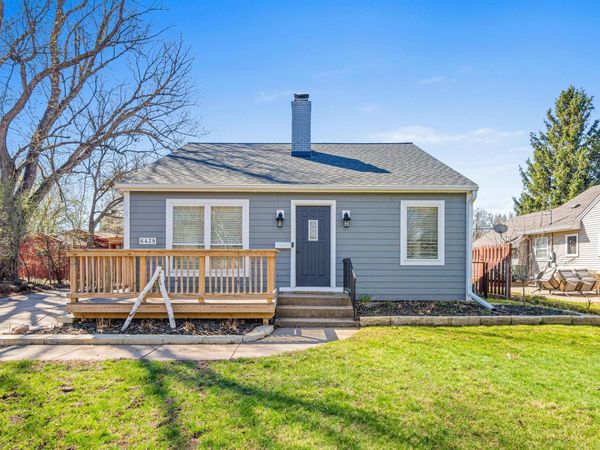 6439 Olympia Street , Golden Valley, MN 55427