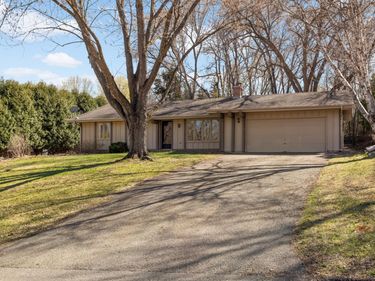 12751 Gerard Drive, Eden Prairie, MN 55346