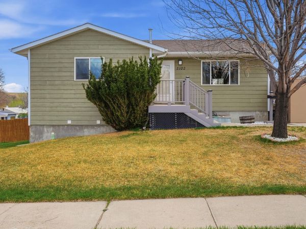 2102 OAK AVE, Rapid City, SD 57701