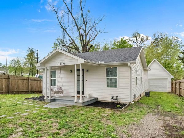 304 Cedar Street , Anderson, MO 64831