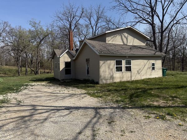 405 S Hill Street , Willow Springs, MO 65793