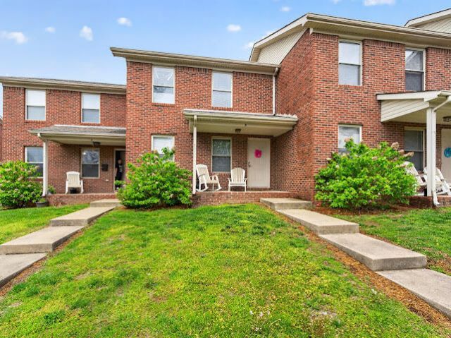 502 Tecumseh Trail, Versailles, KY 40383