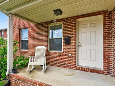 502 Tecumseh Trail, Unit A, Versailles, KY 40383