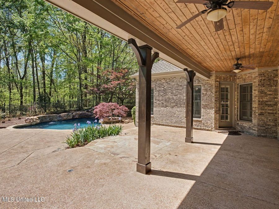 Property Image 62