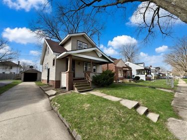 614 E Marengo Avenue , Flint, MI 48505
