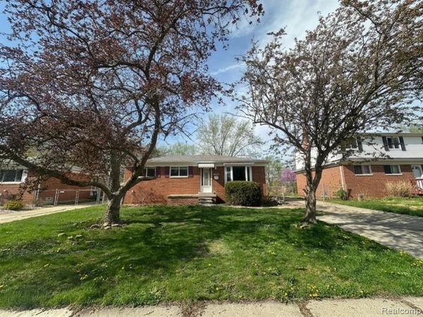 30026 Bock Street, Garden City, MI 48135