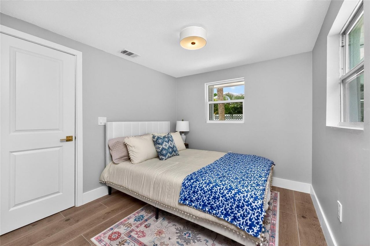 1175 Little Court, Englewood, FL 34223 Photo