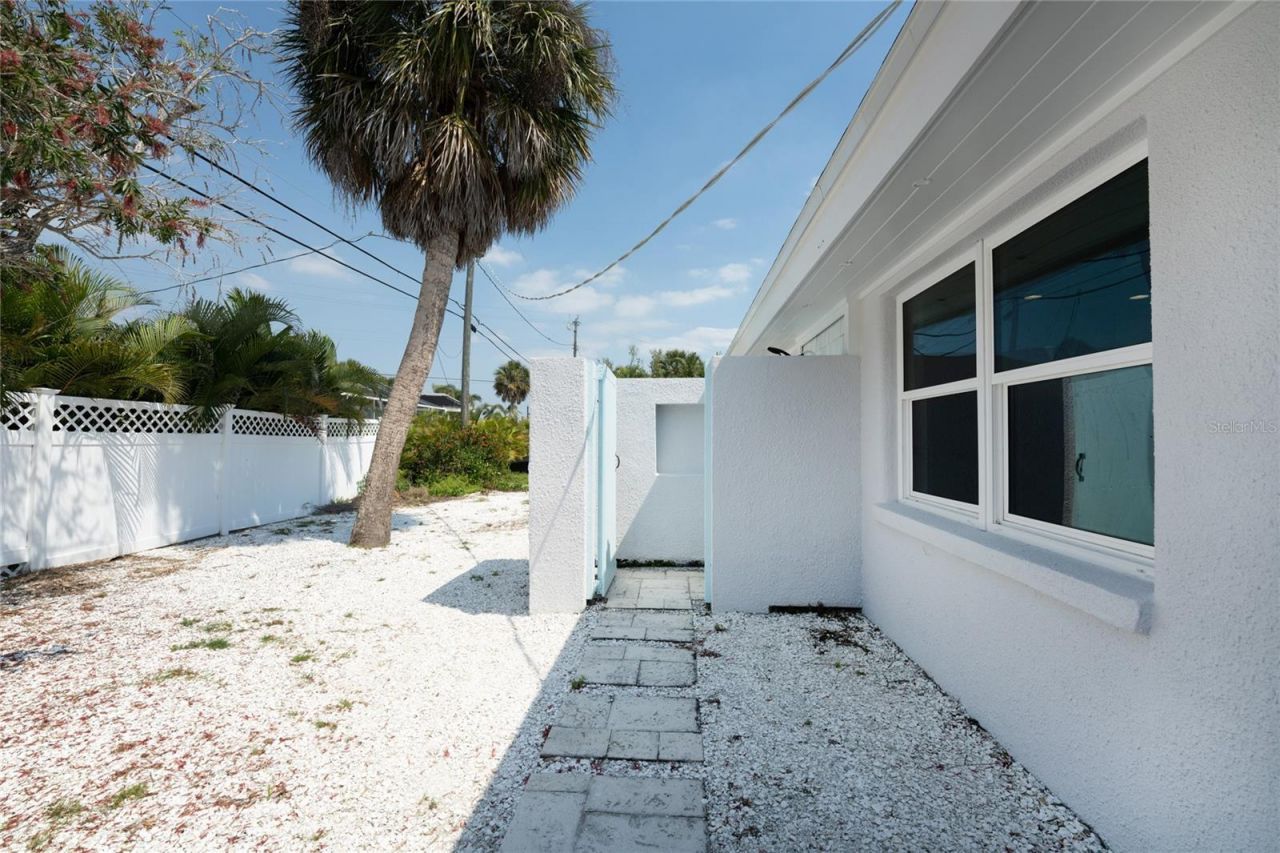 1175 Little Court, Englewood, FL 34223 Photo