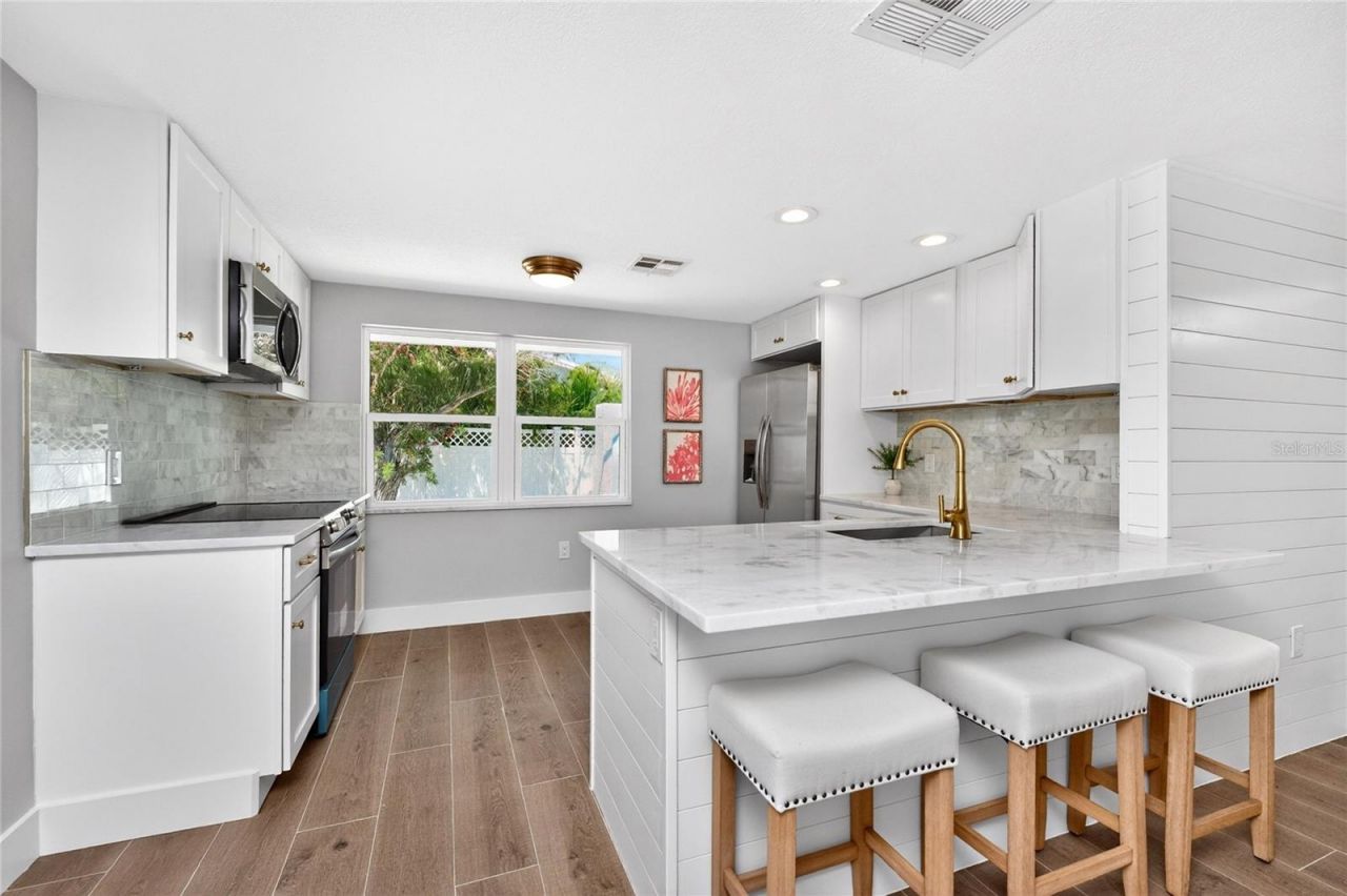 1175 Little Court, Englewood, FL 34223 Photo