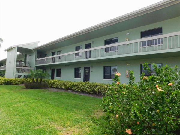 218 CARYL WAY , OLDSMAR, FL 34677