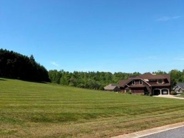 TBD Forest Ridge Drive , Wilkesboro, NC 28697