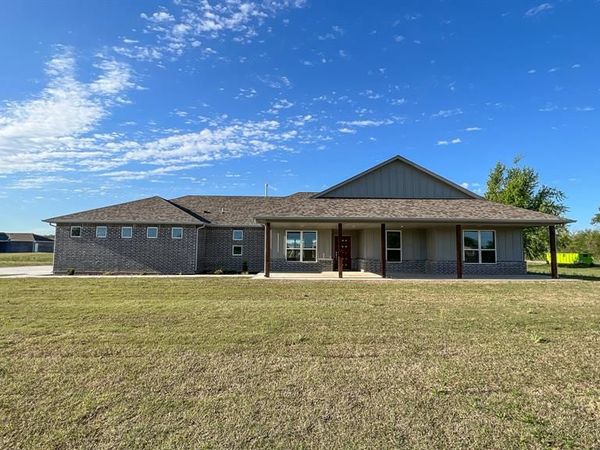 102 Olde Mill Road, Jones, OK 73049