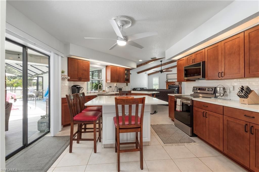 7332 Sean Ln, North Fort Myers, FL 33917 Photo