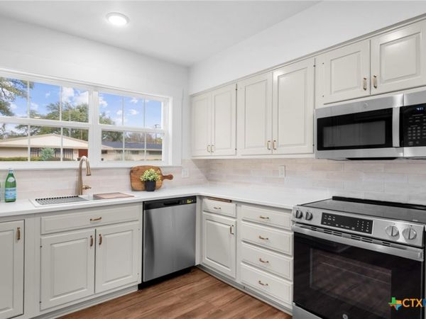 615 W Royal Avenue, Temple, TX 76501