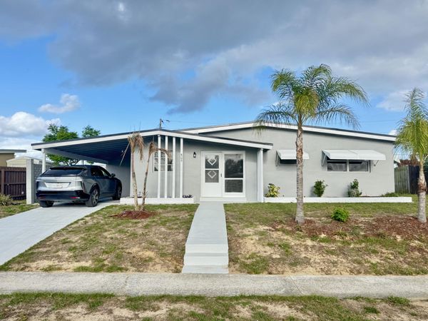 809 Gilbert Street, Sebastian, FL 32958